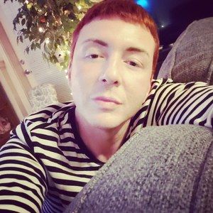 Meet your Posher, Christopher